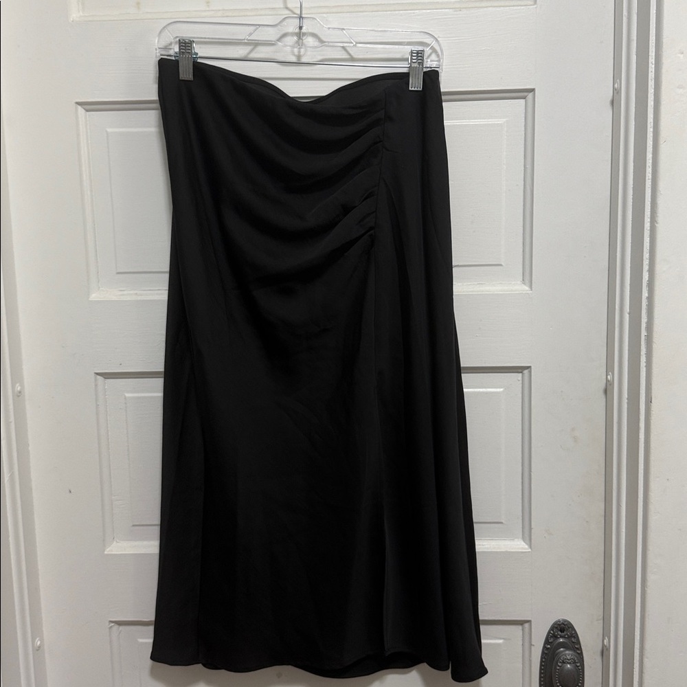 Elegant Black Midi Skirt